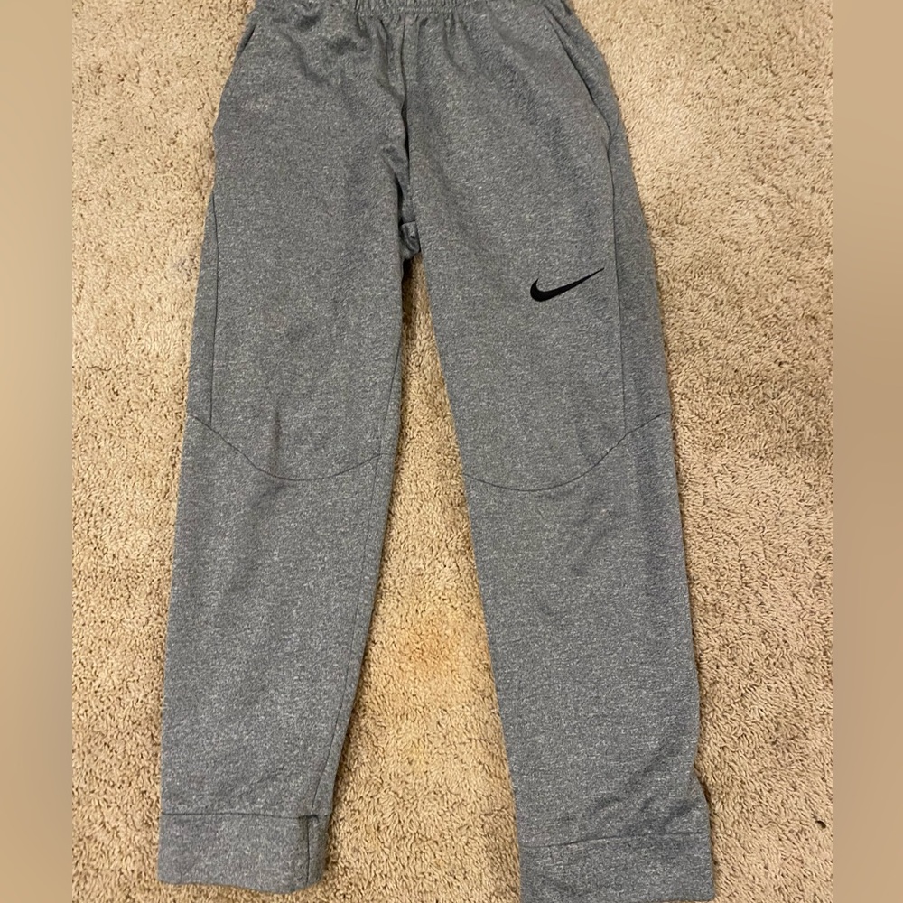 Nike boys X-Large joggers